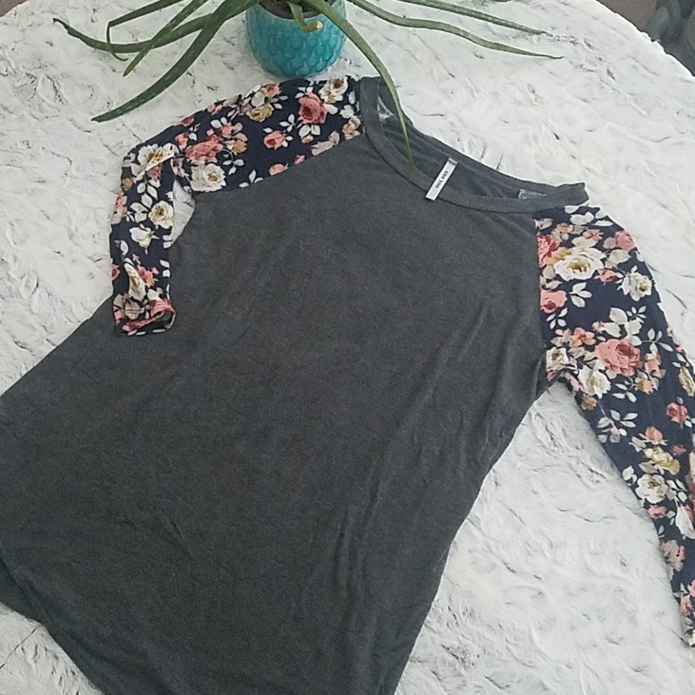 Goo Yoo 3/4 Sleeve Tee